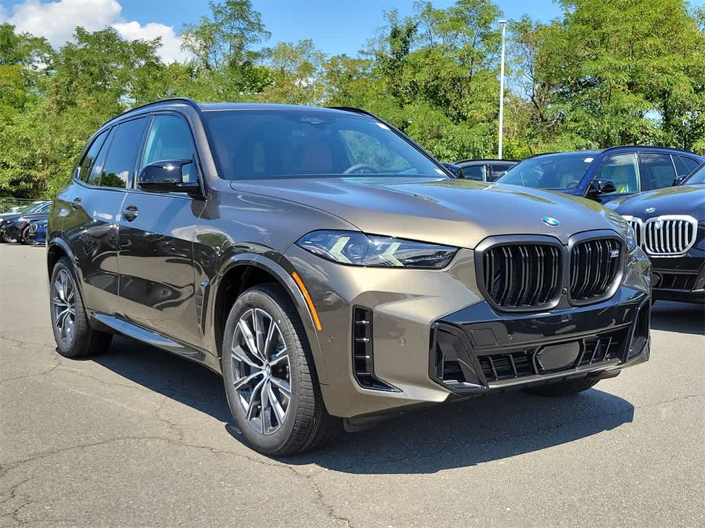 2025 BMW X5 M60i 2