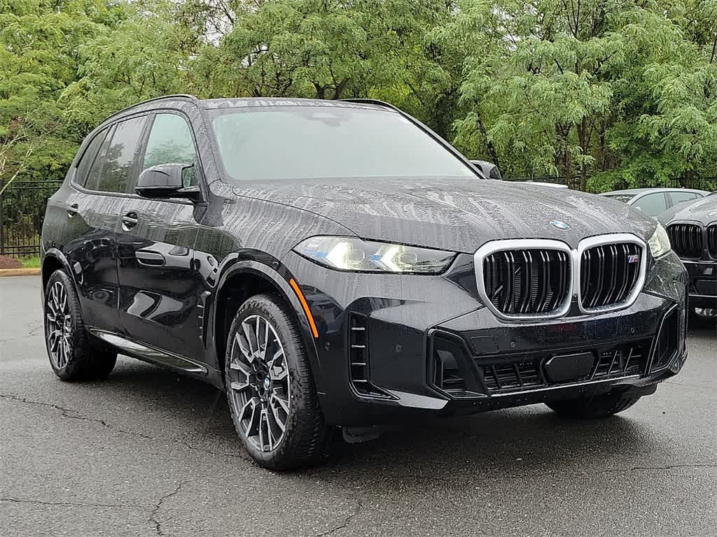 2025 BMW X5 M60i 2