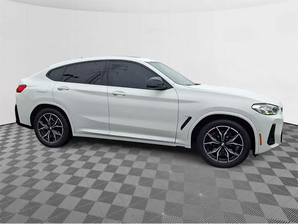 2022 BMW X4 M40i 9