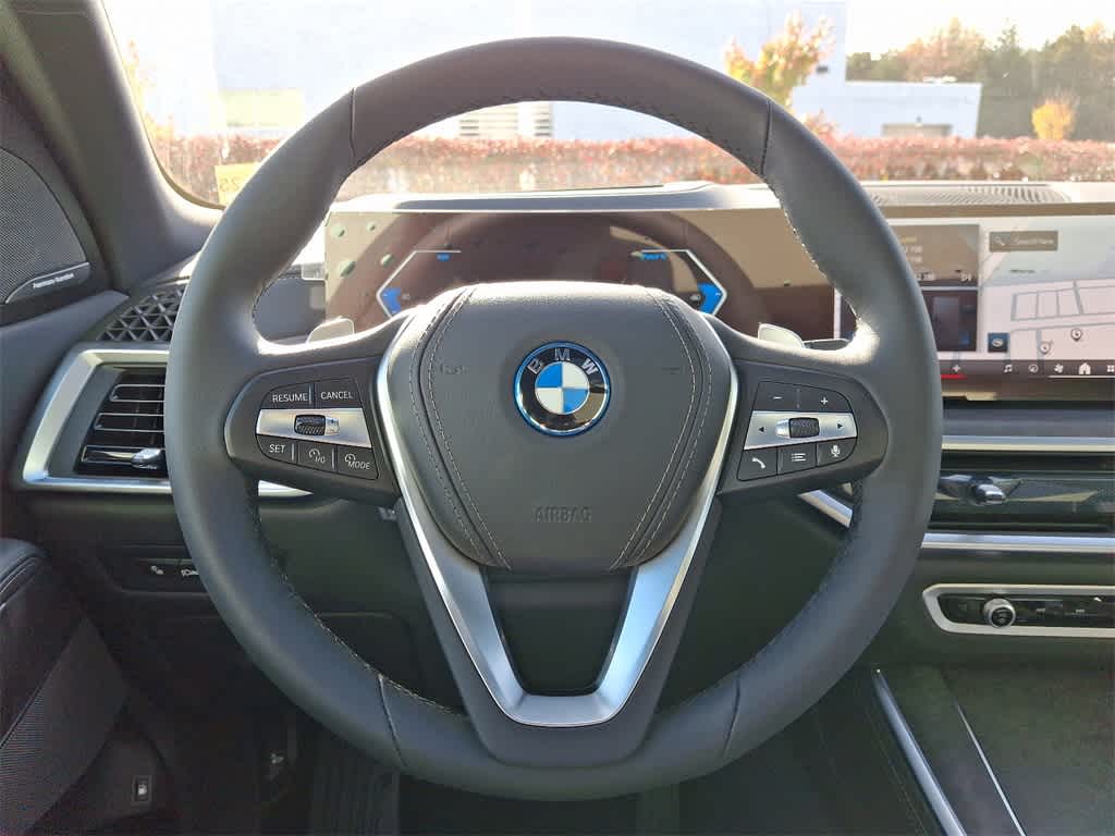 2025 BMW X5 xDrive50e 9