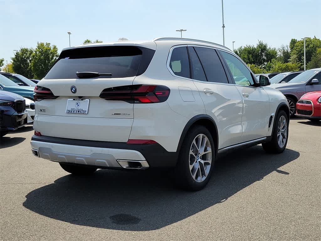 2025 BMW X5 xDrive50e 3