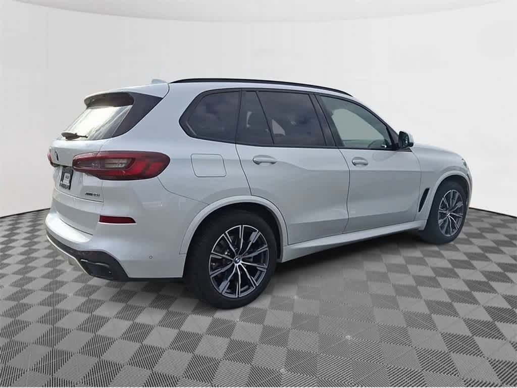 2022 BMW X5 xDrive40i 8