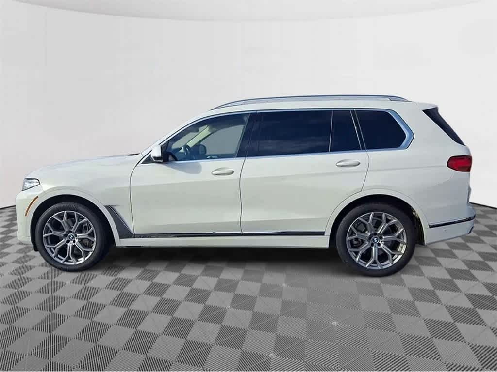 2022 BMW X7 xDrive40i 5