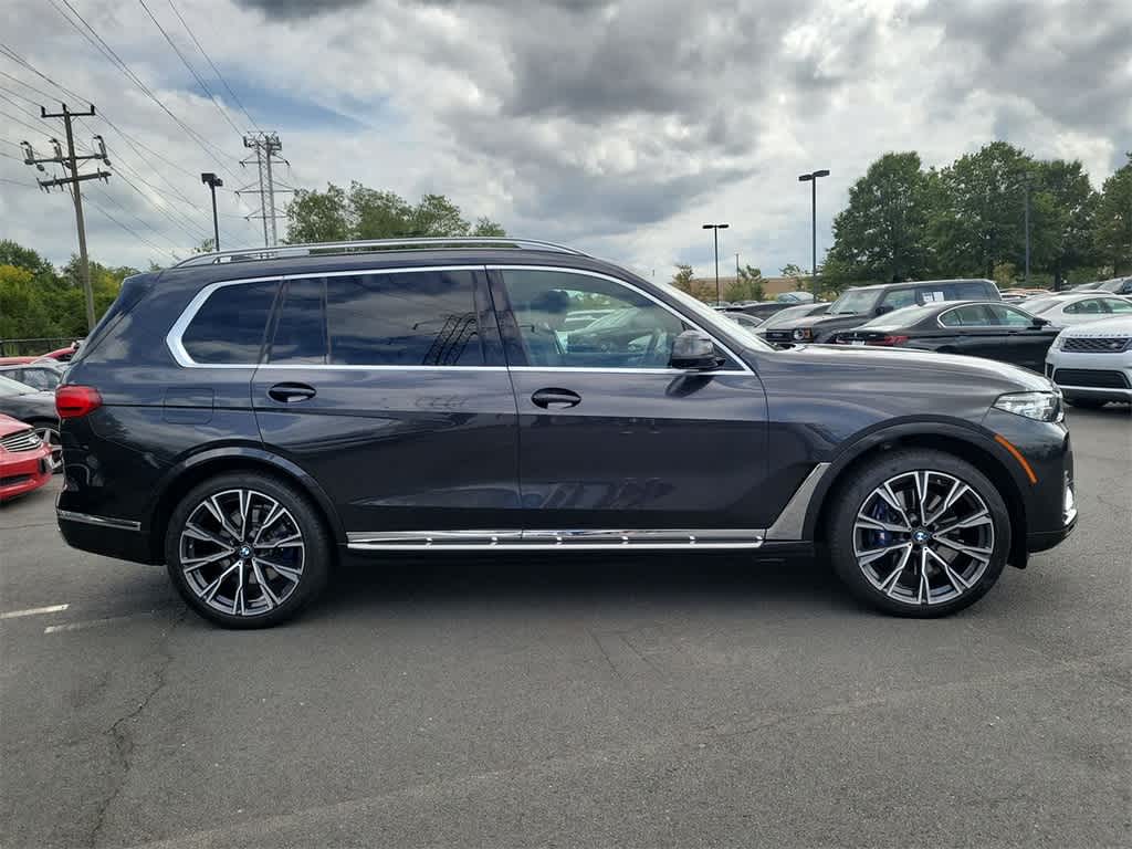 2022 BMW X7 xDrive40i 24