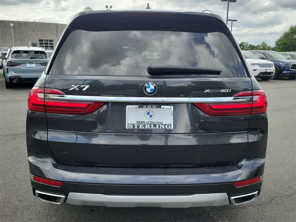 2022 BMW X7 xDrive40i 22