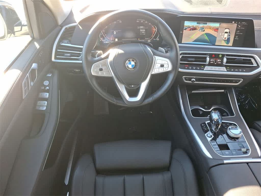 2022 BMW X7 xDrive40i 21