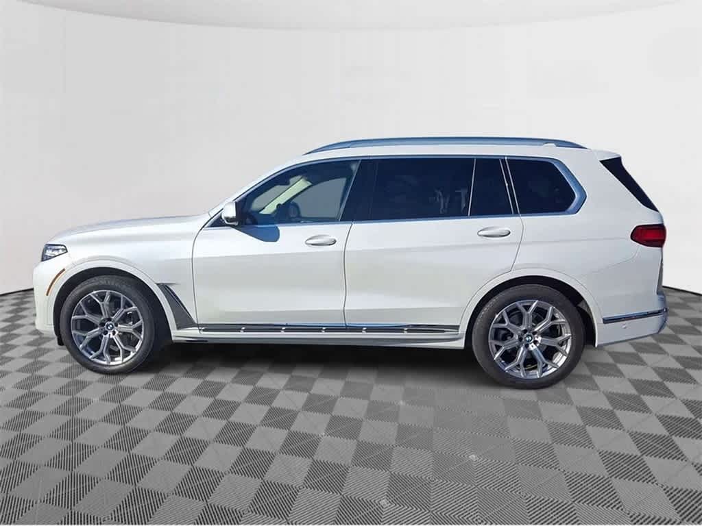 2022 BMW X7 xDrive40i 5