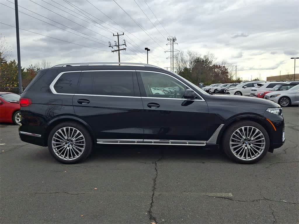 2022 BMW X7 xDrive40i 24