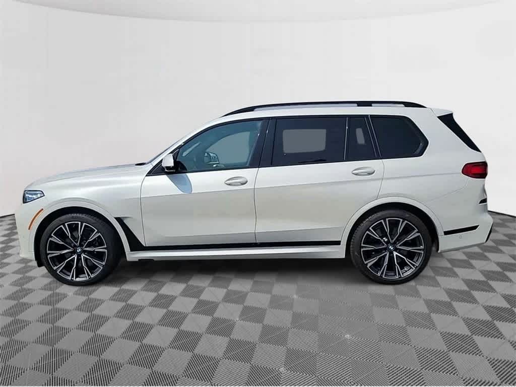 2022 BMW X7 M50i 5