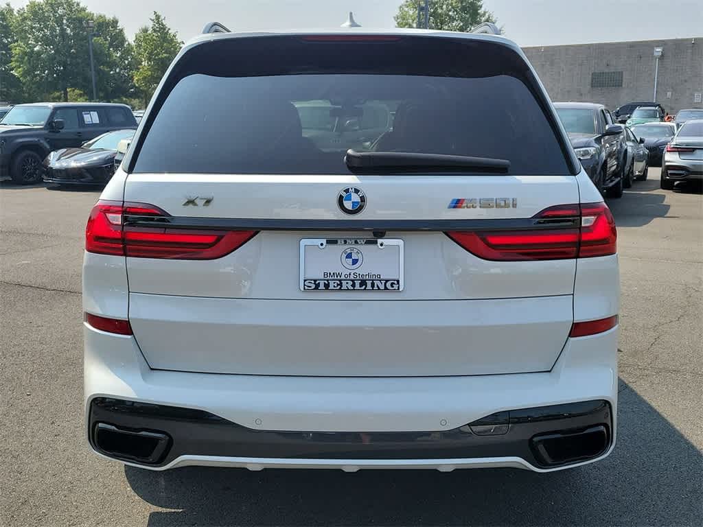 2022 BMW X7 M50i 22