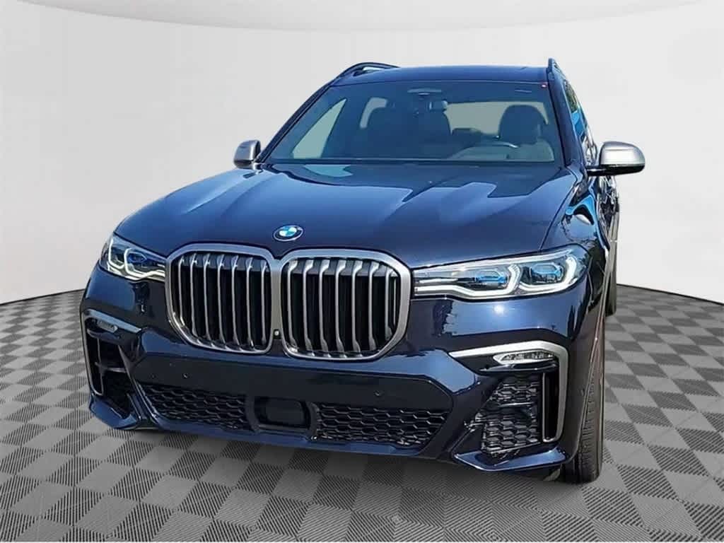 2021 BMW X7 M50i 3