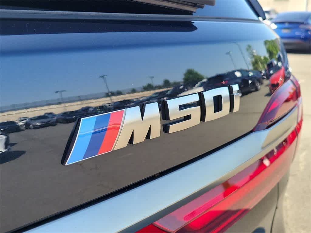 2021 BMW X7 M50i 23