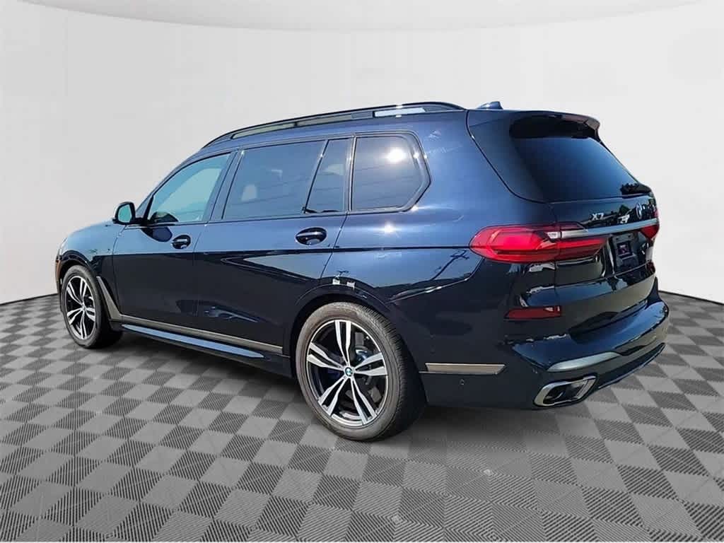 2021 BMW X7 M50i 6