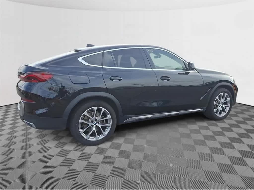 2022 BMW X6 xDrive40i 8