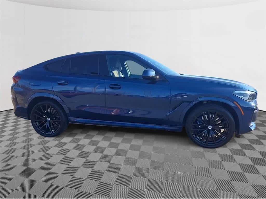 2023 BMW X6 M50i 9