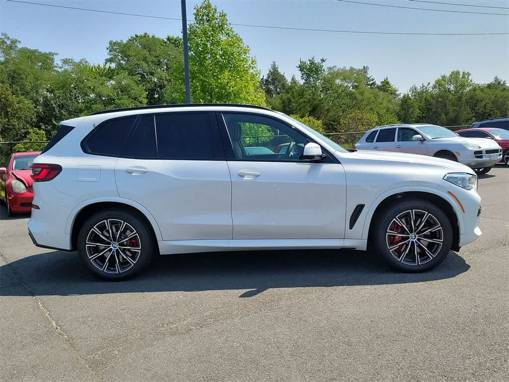 2022 BMW X5 M50i 24