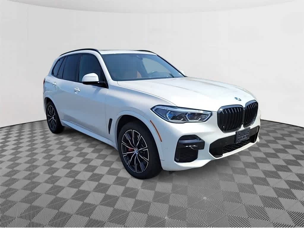 2022 BMW X5 M50i 2