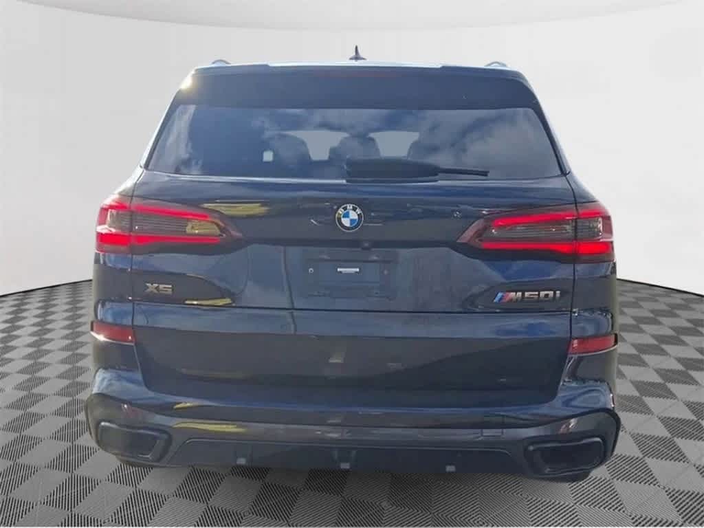 2021 BMW X5 M50i 7