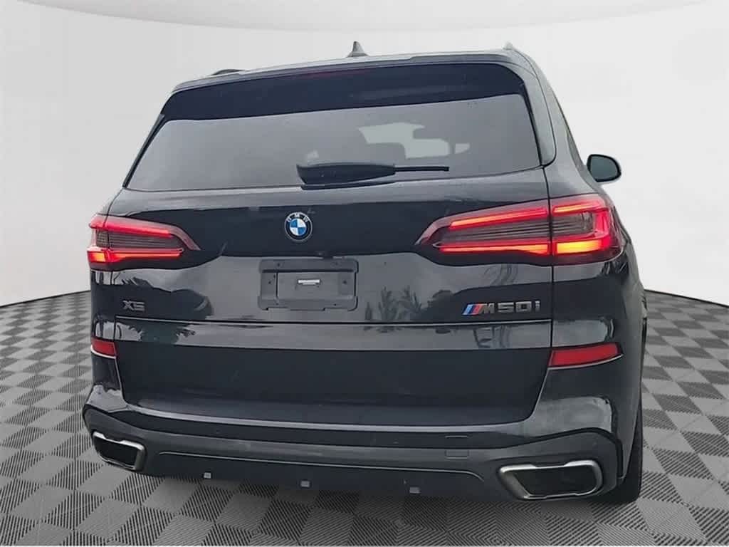 2021 BMW X5 M50i 7