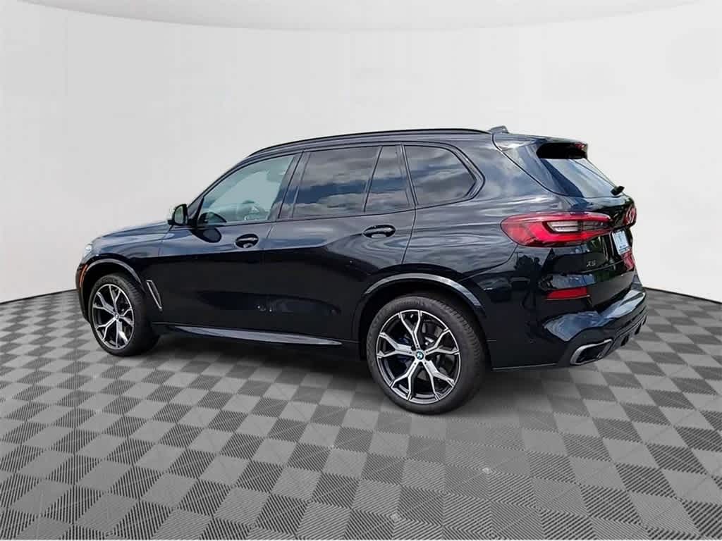 2022 BMW X5 M50i 6