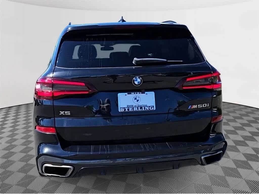 2022 BMW X5 M50i 7