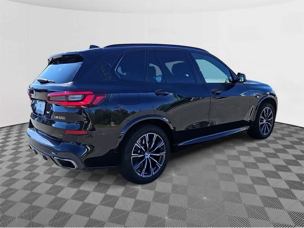 2022 BMW X5 M50i 8