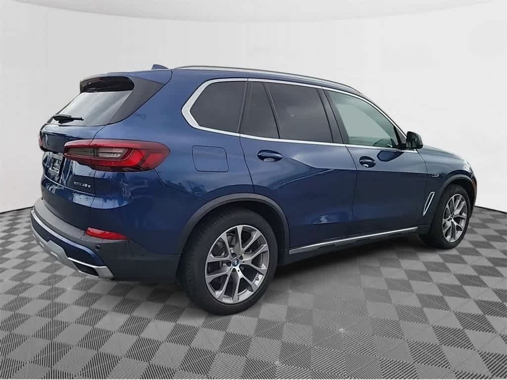 2022 BMW X5 xDrive45e 8