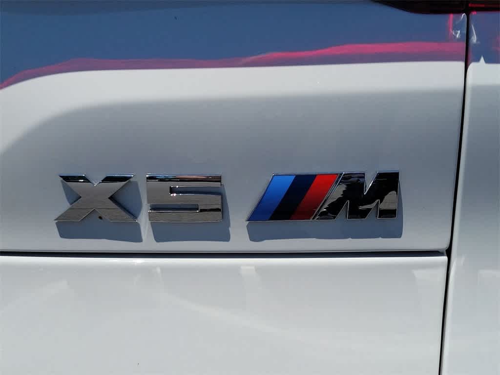 2022 BMW X5 M  24