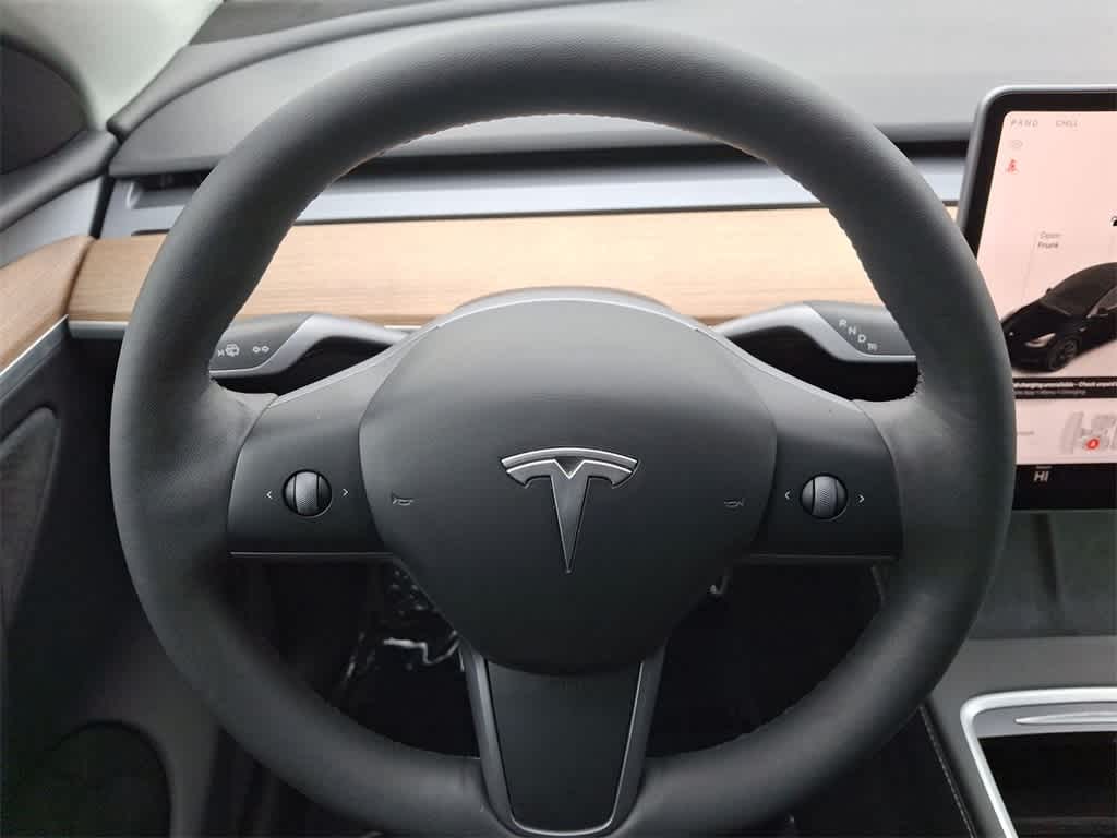 2023 Tesla Model Y Long Range 16