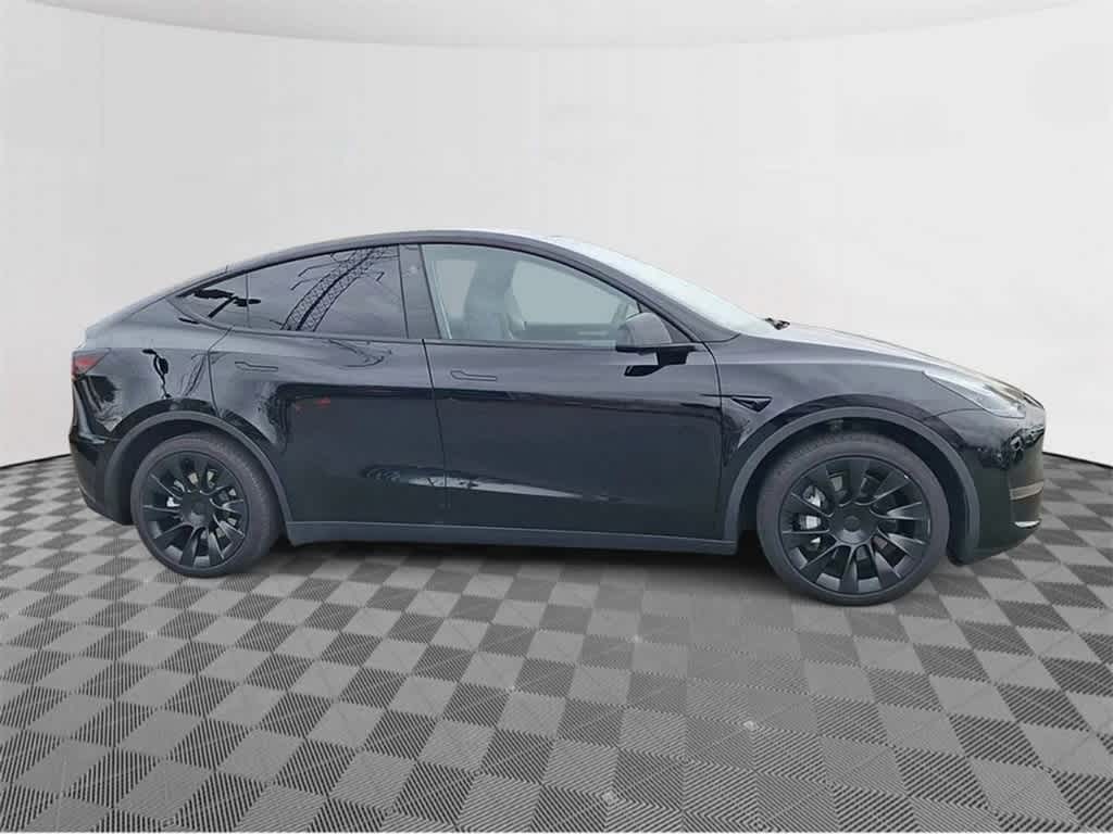 2023 Tesla Model Y Long Range 9