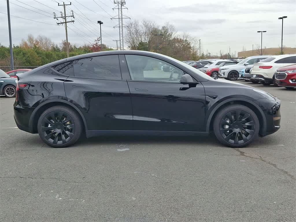 2023 Tesla Model Y Long Range 24