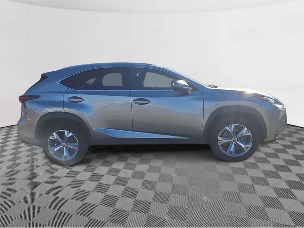 2017 Lexus NX  9