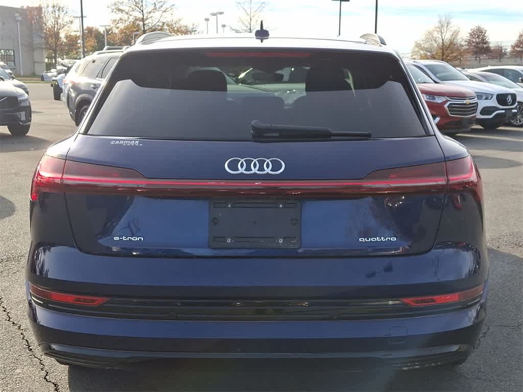 2021 Audi e-tron Premium 22