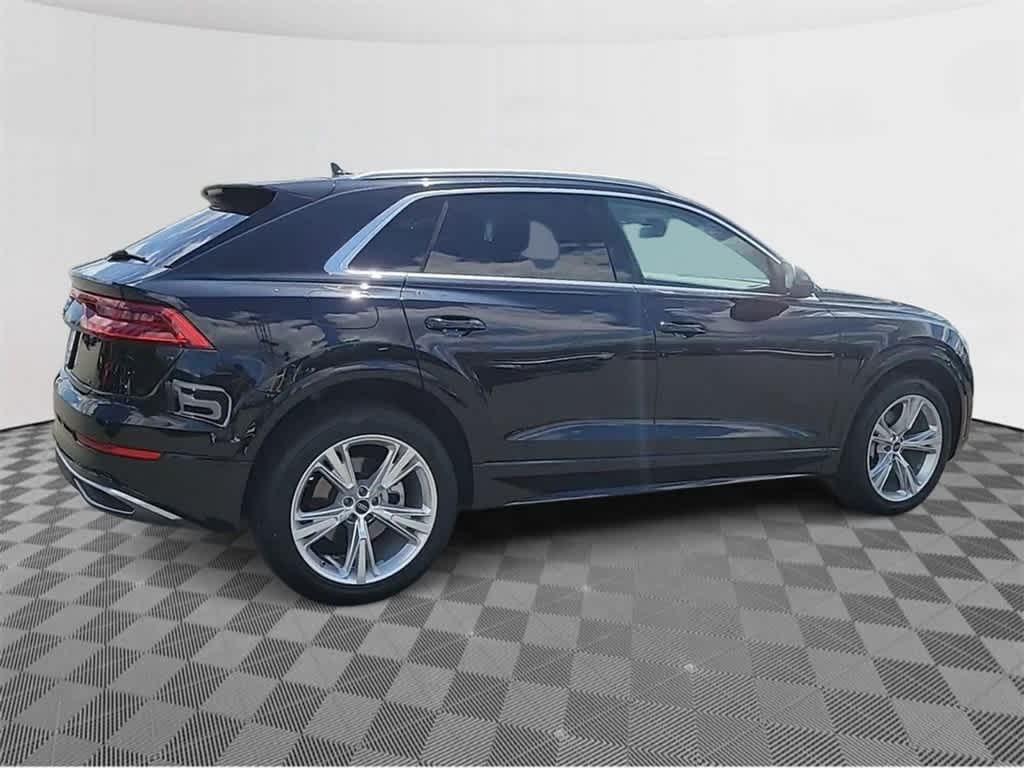 2023 Audi Q8 Premium 8