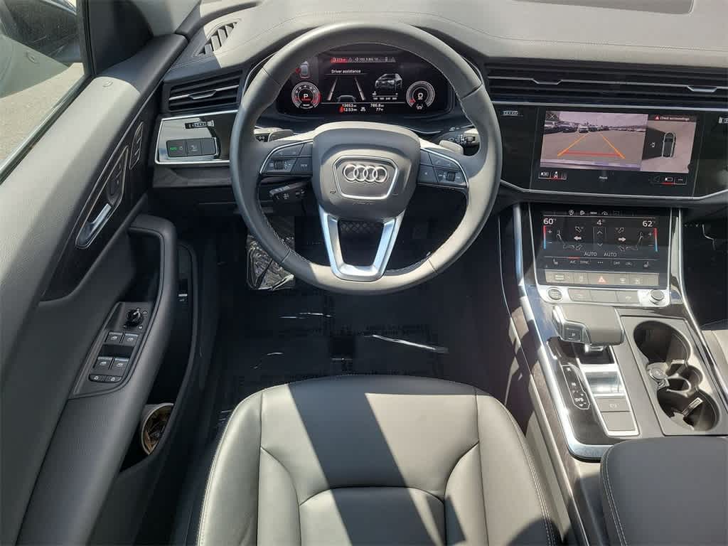 2023 Audi Q8 Premium 21