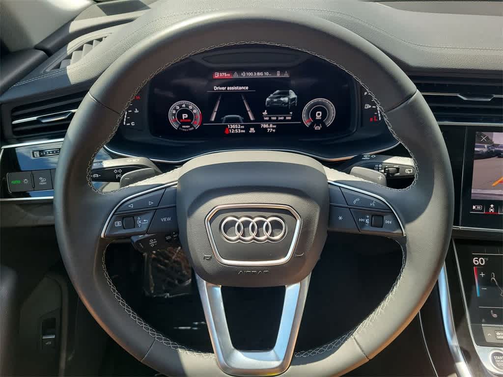 2023 Audi Q8 Premium 16