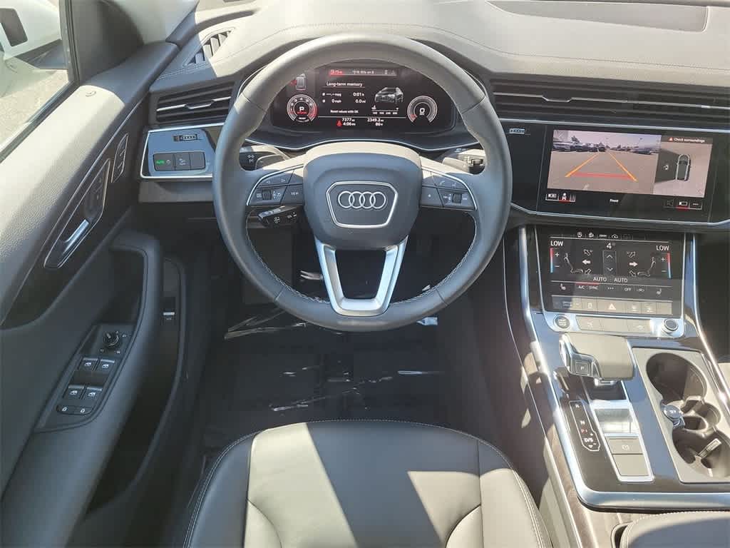 2023 Audi Q8 Premium 21