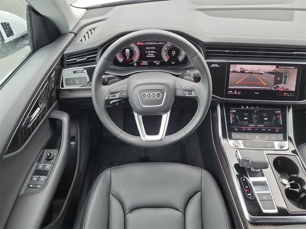 2023 Audi Q8 Premium 21