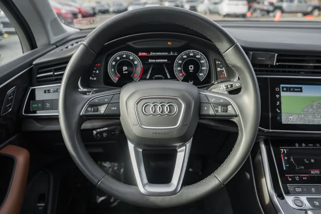 2022 Audi Q7 Premium Plus 25