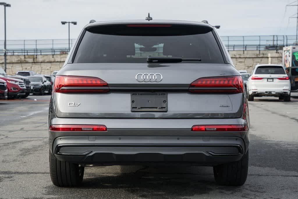 2022 Audi Q7 Premium Plus 5