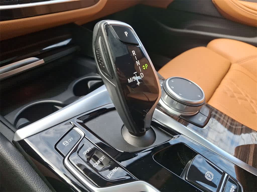 2021 BMW 5 Series 530i xDrive 12