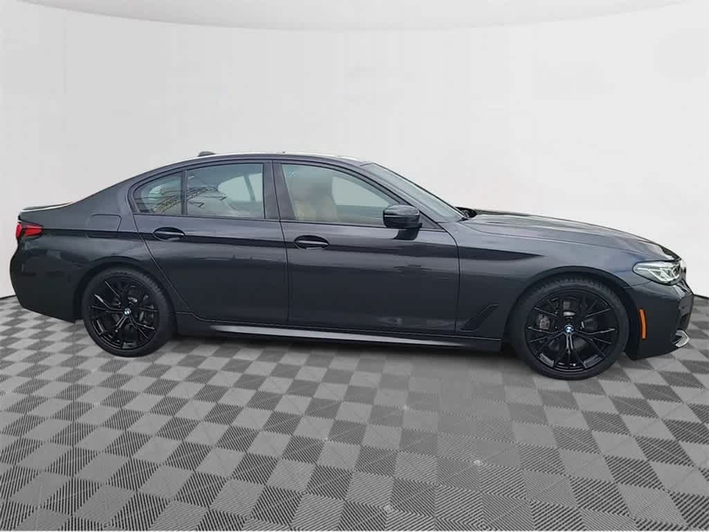 2021 BMW 5 Series 530i xDrive 9