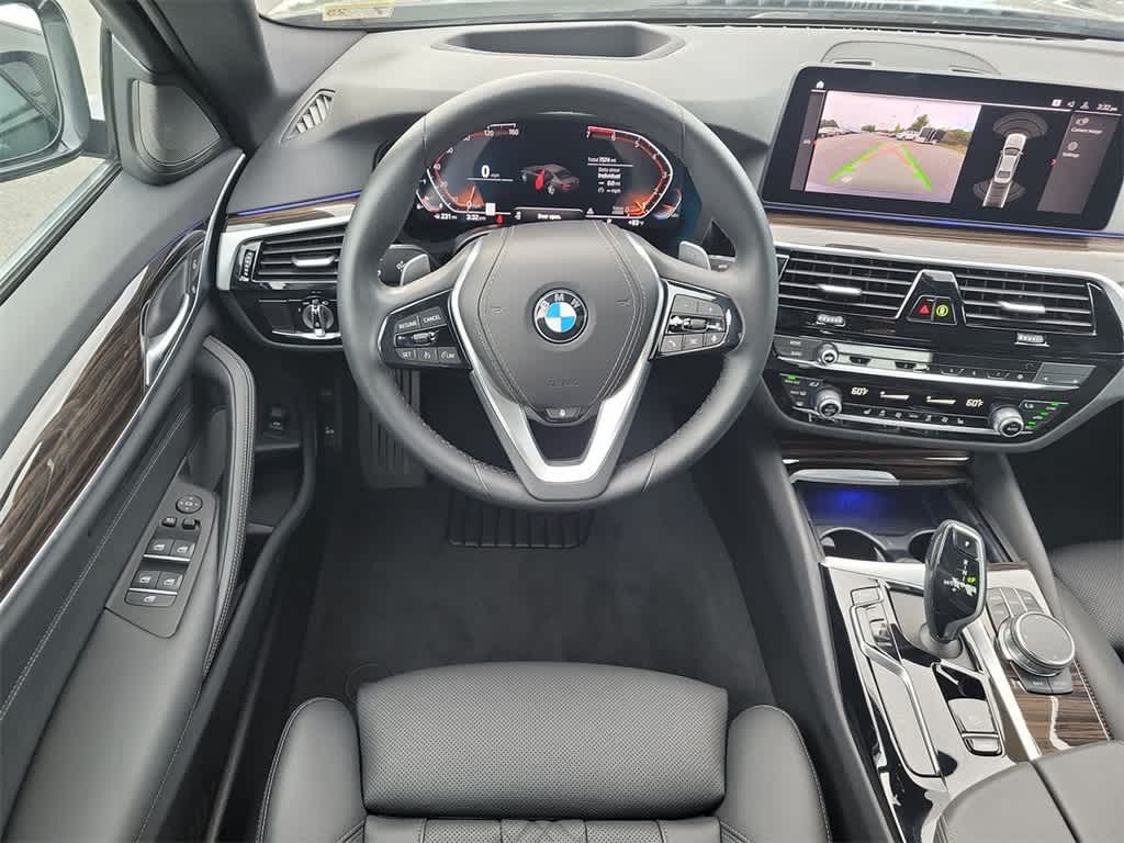 2023 BMW 5 Series 530i xDrive 21