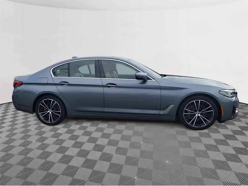 2022 BMW 5 Series 530i xDrive 9