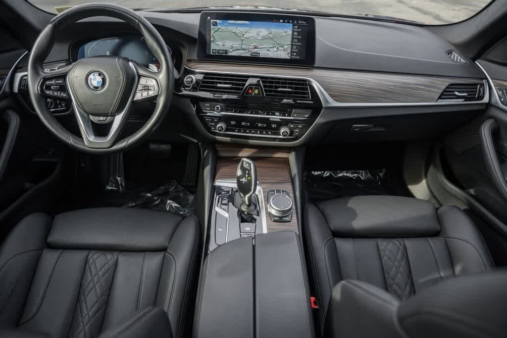 2021 BMW 5 Series 530i xDrive 19