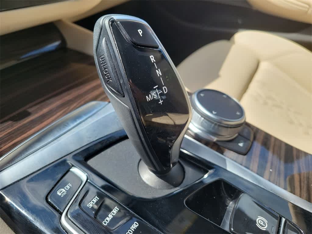 2021 BMW 5 Series 530i xDrive 12