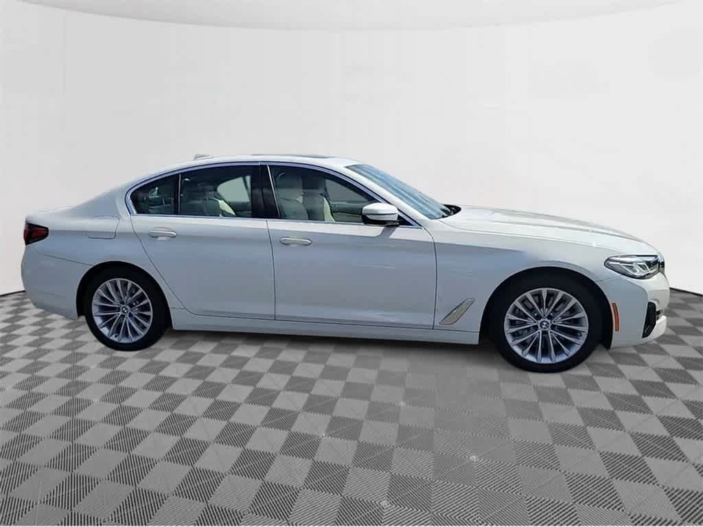 2021 BMW 5 Series 530i xDrive 9