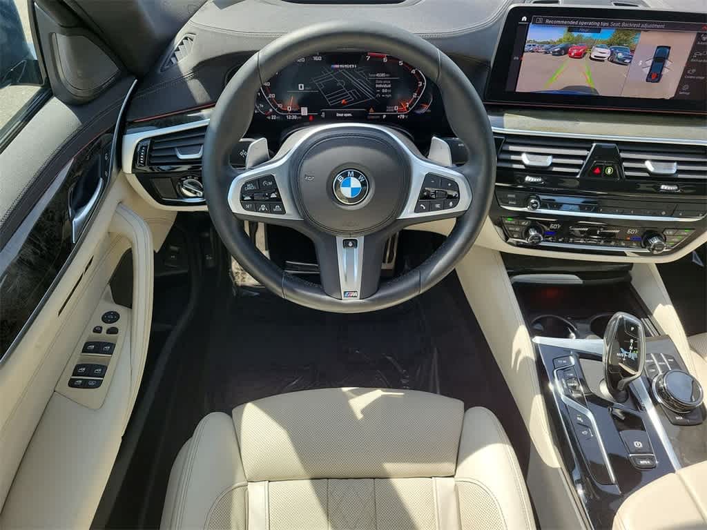 2023 BMW 5 Series M550i xDrive 21