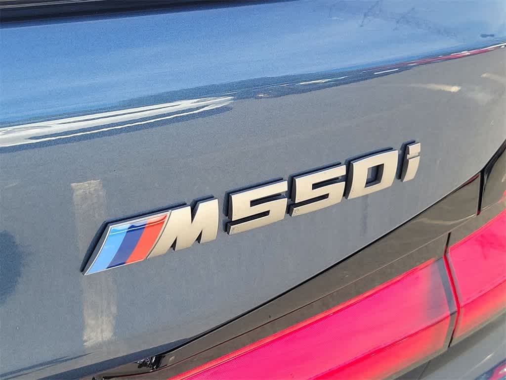 2023 BMW 5 Series M550i xDrive 23