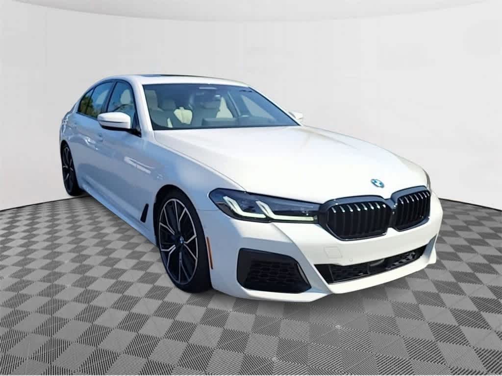 2022 BMW 5 Series M550i xDrive 2